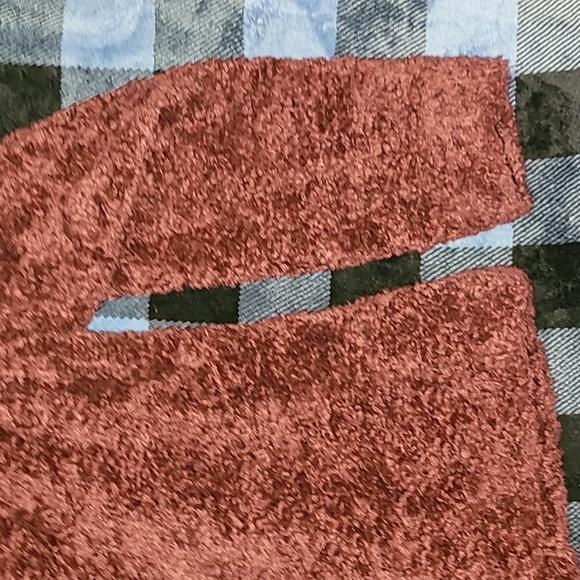 Pendleton. Heavy-lined, full-zip, fuzzy fleece. Women's size Medium. - Picture 13 of 15